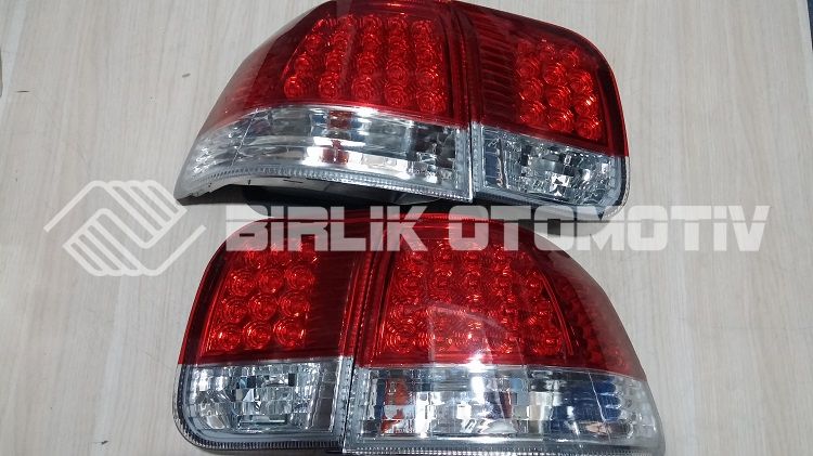 CIVIC-STOP LAMBASI İÇ DIŞ (KIRMIZI-BEYAZ LEDLİ TAKIM) 96-01 CIVIC-STOP LAMBASI İÇ DIŞ (KIRMIZI-BEYAZ LEDLİ TAKIM) 96-01