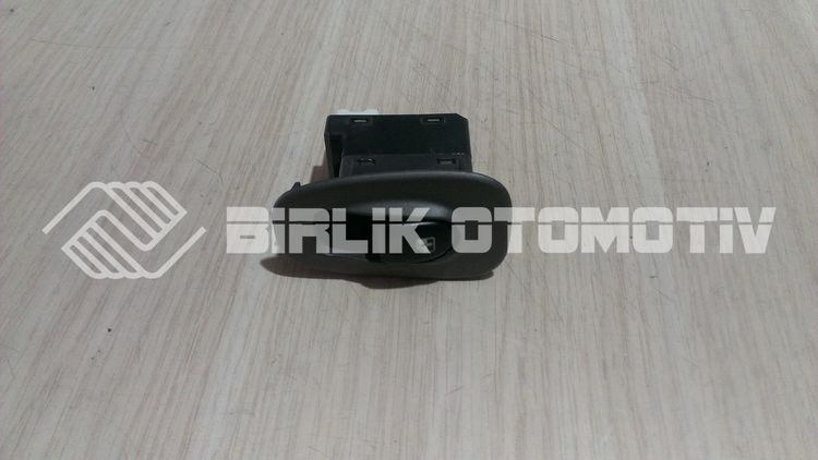 ACCENT-ARKA CAM DÜĞMESİ 00-05 ACCENT-ARKA CAM DÜĞMESİ 00-05