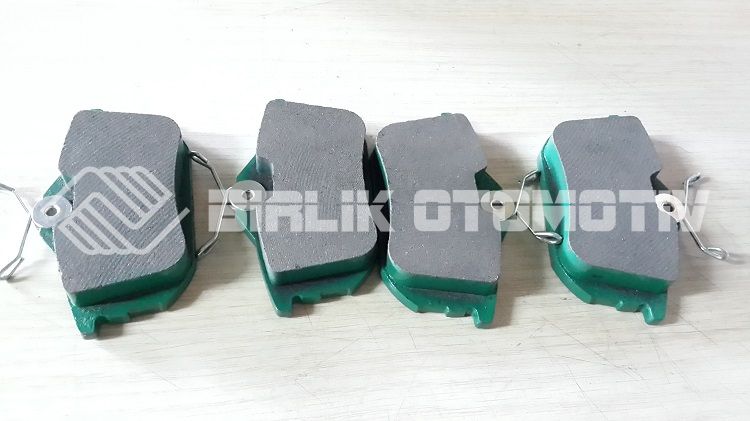 CARISMA-ARKA FREN BALATASI 01-06 / COLT 05-> CARISMA-ARKA FREN BALATASI 01-06 / COLT 05->