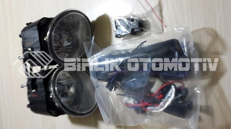PICK-UP D23-SİS LAMBASI (SET) 03-08 PICK-UP D23-SİS LAMBASI (SET) 03-08
