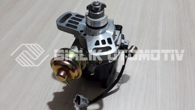 COROLLA AE92-DİSTRİBÜTÖR KOMPLE 1,3CC 88-92 COROLLA AE92-DİSTRİBÜTÖR KOMPLE 1,3CC 88-92