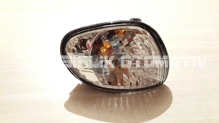 COROLLA ZZ111-ÖN SİNYAL SAĞ 00-02 COROLLA ZZ111-ÖN SİNYAL SAĞ 00-02